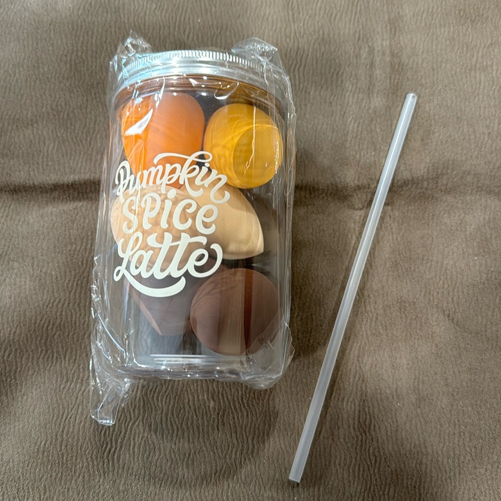 Pumpkin Spice Latte ( beauty sponge)